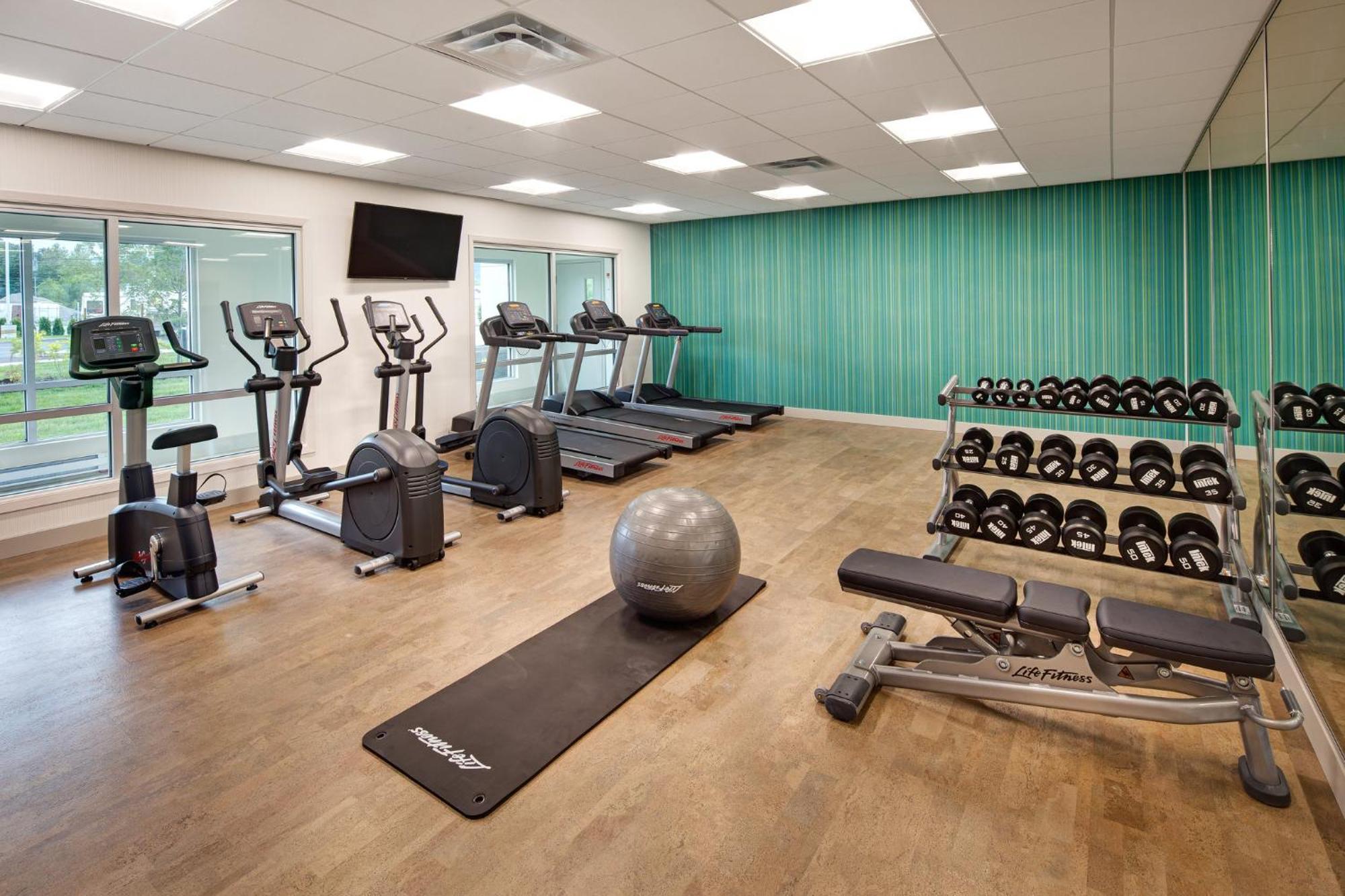 Holiday Inn Express & Suites Terrace By Ihg Luaran gambar